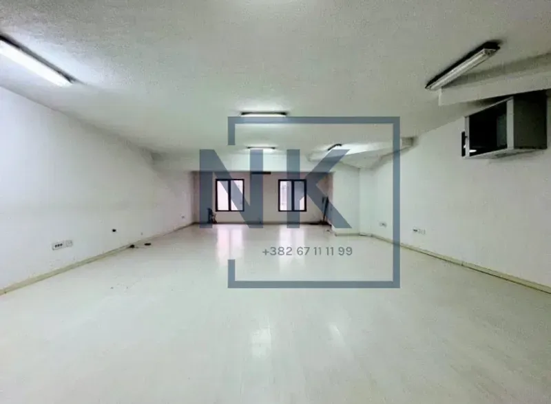 Rent, office space, 172m², 1 maj, Podgorica