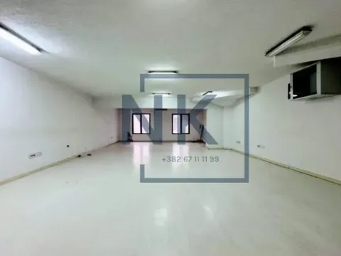 Izdavanje, poslovni prostor, 172m², 1 maj, Podgorica - image 5