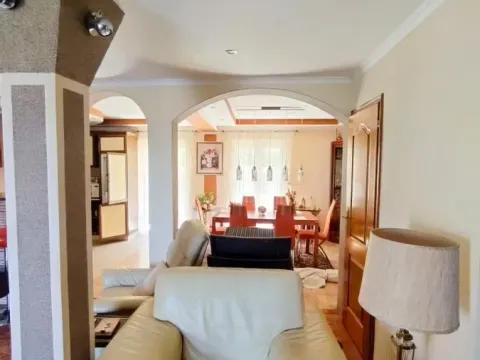 Prodaja, kuća, 180m², Kumbor, Herceg Novi - image 3