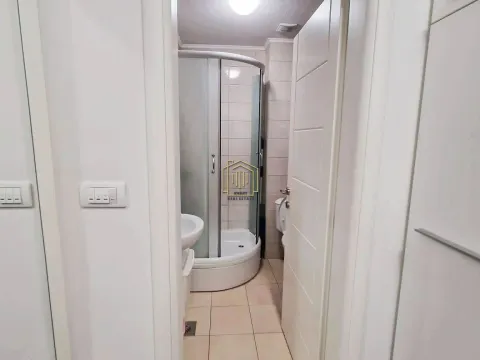 Rent, one bedroom apartment, 45m², Stari Aerodrom, Podgorica - image 5