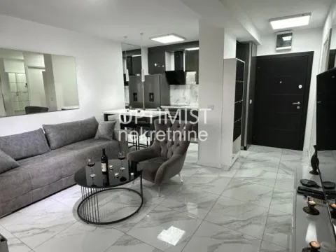 Rent, two bedroom apartment, 45m², Crveni Krst, Beograd - image 3