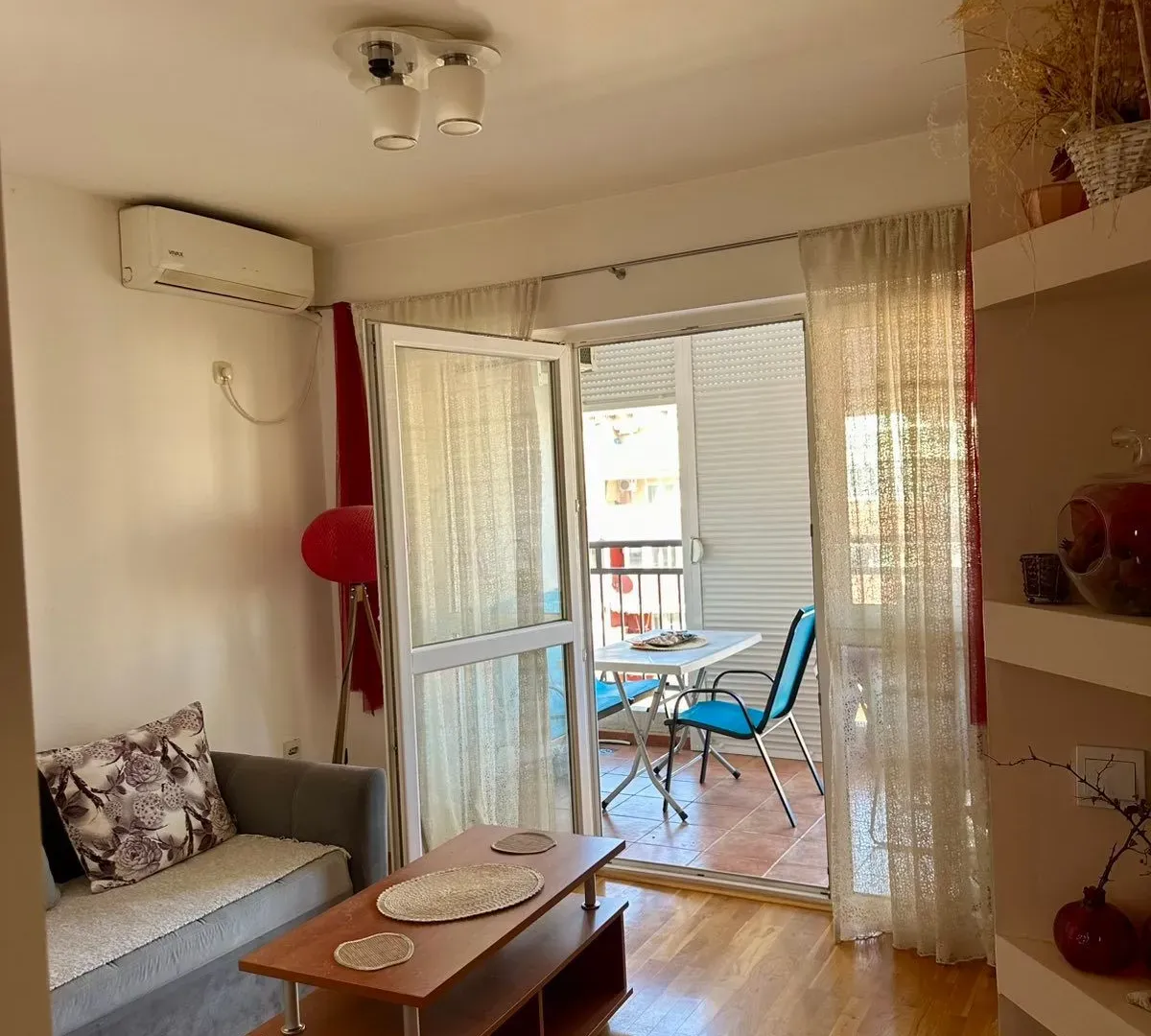 Prodaja, dvosoban stan, 47m², Bar, Crna Gora