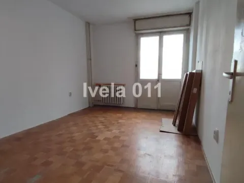 Prodaja, trosoban stan, 76m², Bogoslovija, Palilula Sve Podlokacije - image 4