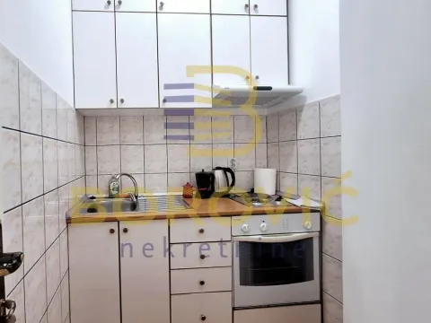 Izdavanje, dvosoban stan, 47m², Stari Grad, Beograd - image 4