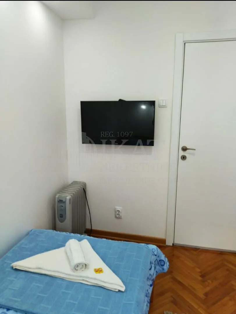 Izdavanje, dvosoban stan, 63m², Stari Grad, Beograd
