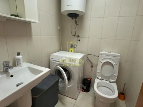 Izdavanje, trosoban stan, 85m², Dalmatinska ulica, Podgorica - image 7