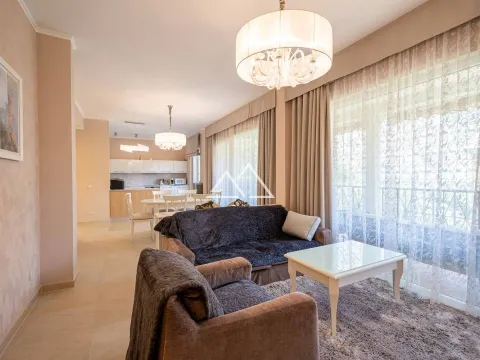 Prodaja, trosoban stan, 129m², Orahovac, Kotor - image 12
