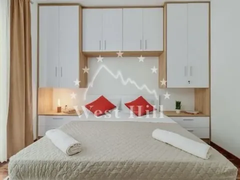 Prodaja, jednosoban stan, 50m², Dobrota, Kotor - image 9