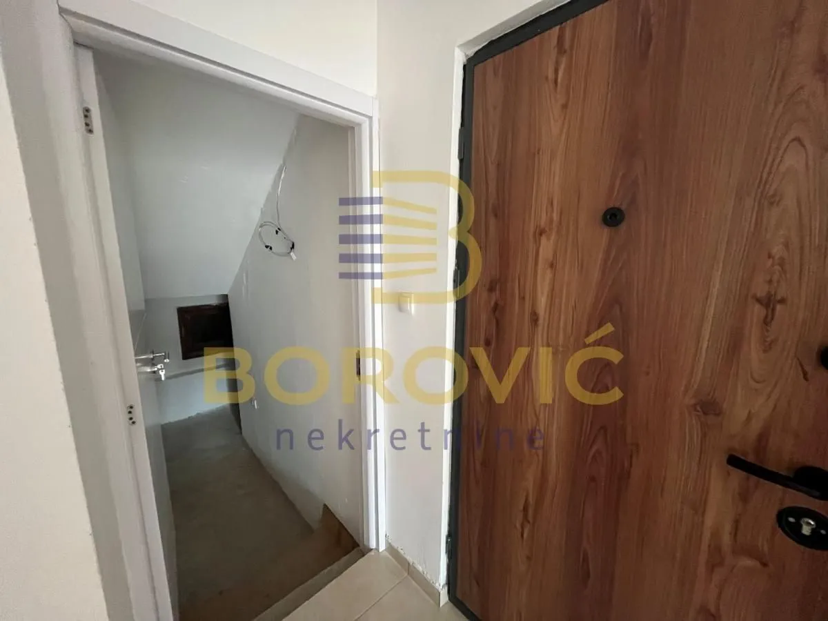 Prodaja, trosoban stan, 63m², Boleč, Grocka