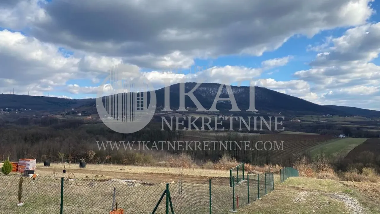 Prodaja, plac, Kosmaj, Sopot