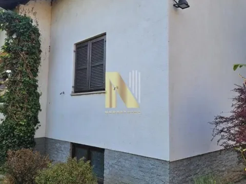 Sale, house, 331m², Lipov gaj, Novi Sad Sve Podlokacije - image 4