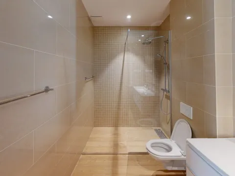 Sale, two bedroom apartment, 124m², Kotor, Crna Gora - image 11