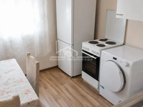 Prodaja, kuća, 332m², Čukarica, Beograd - image 17