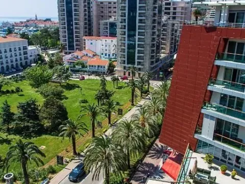 Prodaja, poslovni prostor, 37m², Budva, Crna Gora - image 2