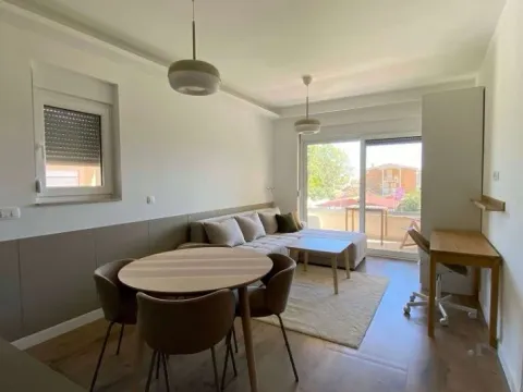 Prodaja, dvosoban stan, 41m², Buljarica, Budva