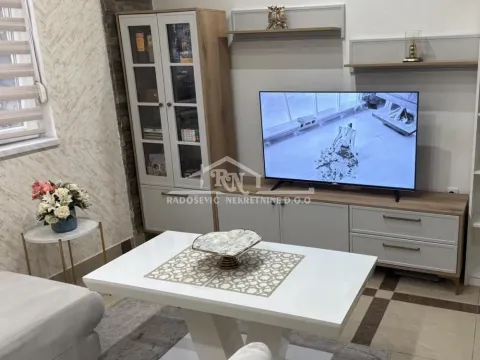 Sale, one bedroom apartment, 39m², Zvezdara Sve Podlokacije, Beograd - image 2