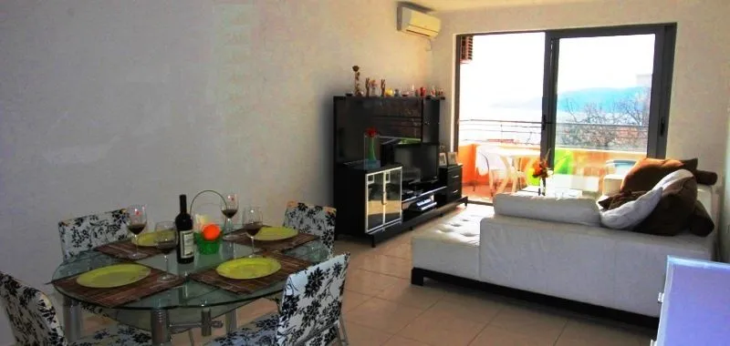 Prodaja, stan, 56m², Bečići, Budva