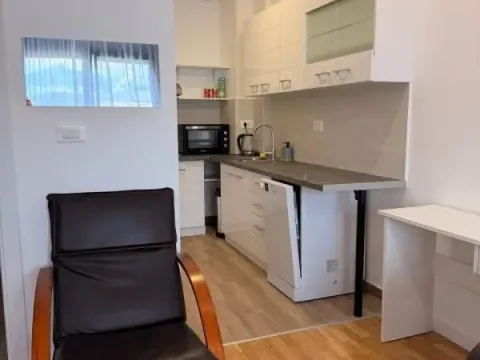 Izdavanje, jednosoban stan, 45m², Šušanj, Bar - image 7