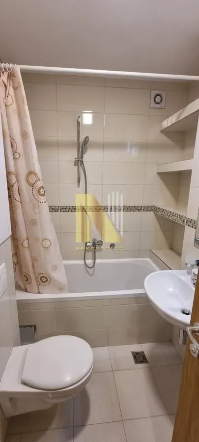 Izdavanje, dvosoban stan, 53m², Podbara, Novi Sad Sve Podlokacije