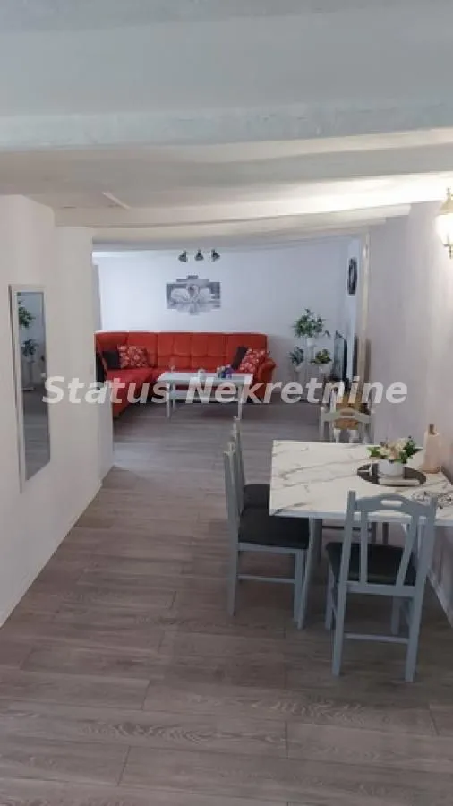 Prodaja, kuća, 200m², Srbobran, Novi Sad