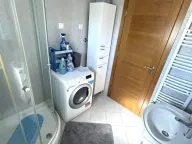 Izdavanje, dvosoban stan, 84m², Zagorič, Podgorica - image 10