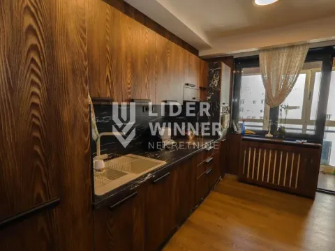 Sale, four bedroom apartment, 160m², Vračar Centar, Vračar Sve Podlokacije - image 14