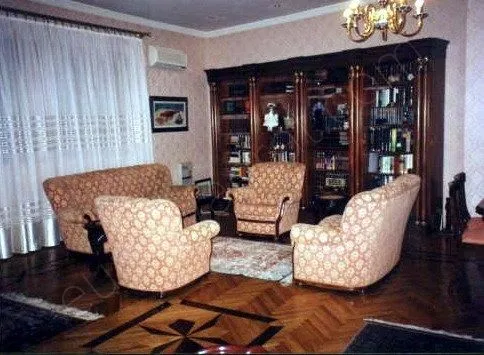 Sale, house, 160m², Kapitareva Gradina, Beograd