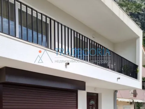 Prodaja, kuća, 140m², Risan, Kotor - image 4