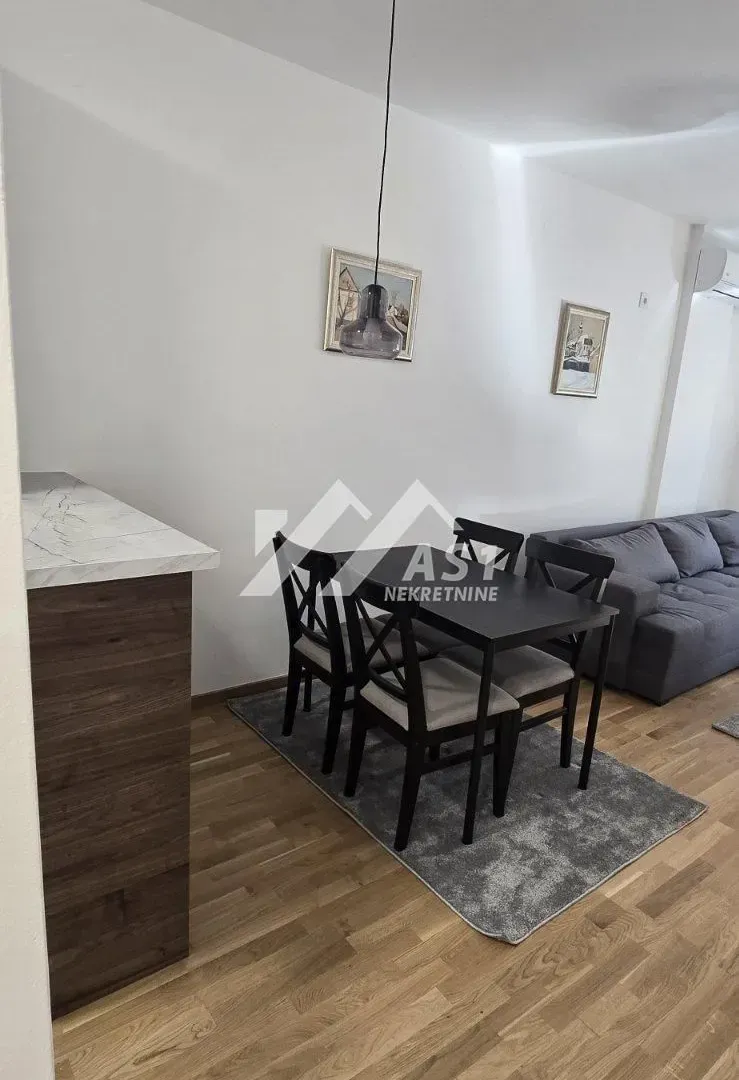 Rent, three bedroom apartment, 60m², Avijatičarsko naselje, Novi Sad Sve Podlokacije