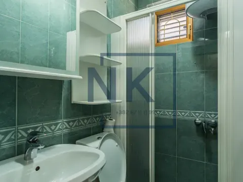 Izdavanje, kuća, 370m², Zabjelo, Podgorica - image 12