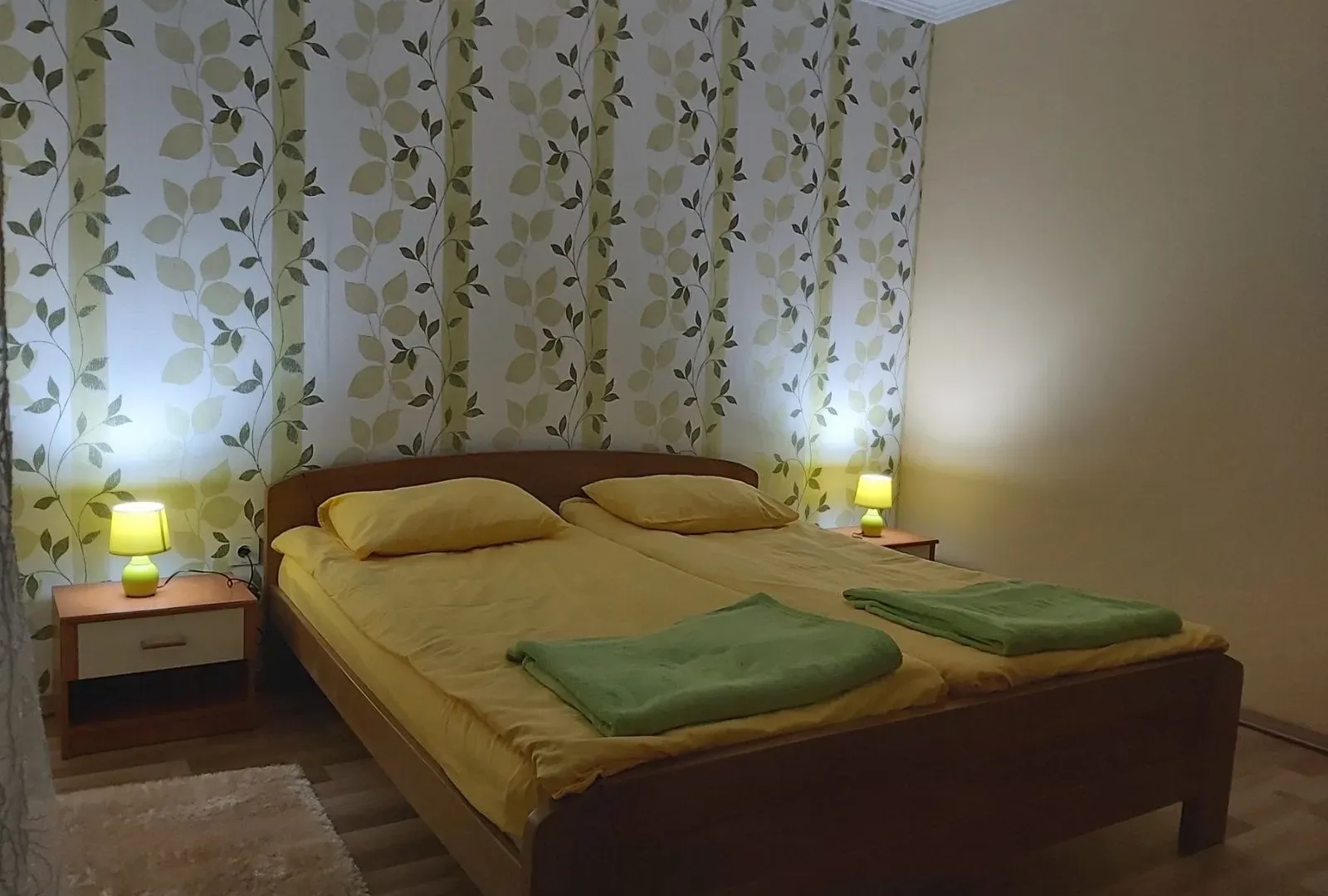 Izdavanje, dvosoban stan, 60m², Centar, Žabljak