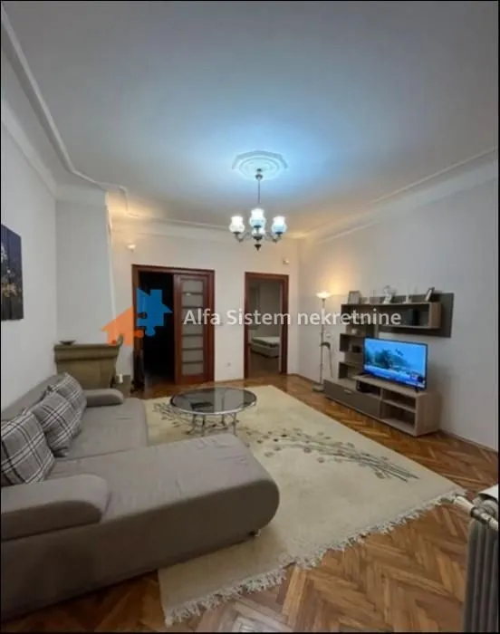 Rent, three bedroom apartment, 120m², Stari Grad, Beograd