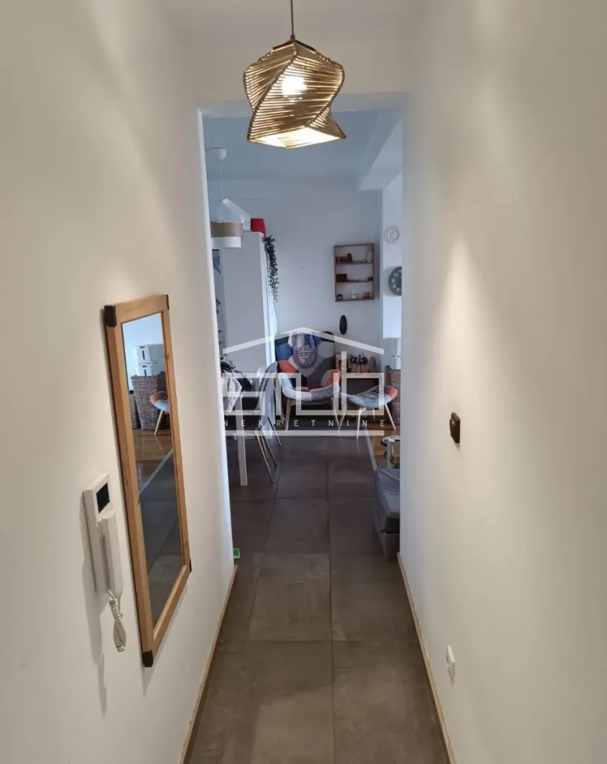 Prodaja, dvosoban stan, 66m², Centar, Pančevo