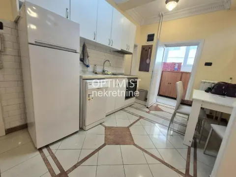 Rent, two bedroom apartment, 48m², Vračar Hram, Vračar Sve Podlokacije - image 4