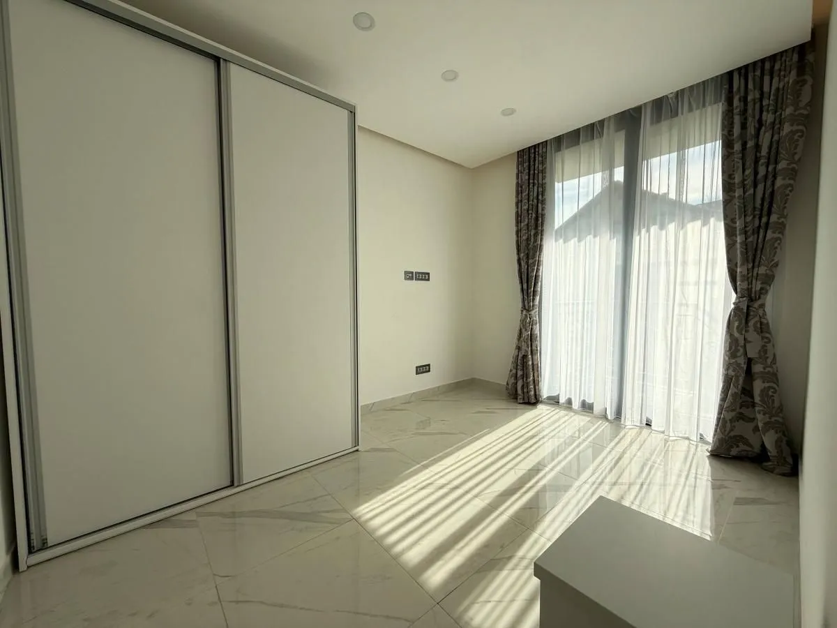 Izdavanje, stan, 98m², Tatarsko brdo, Petrovaradin