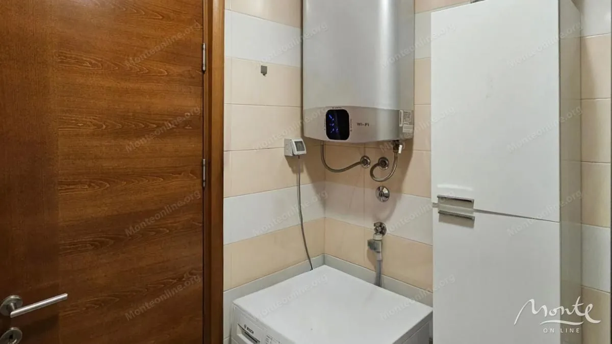 Prodaja, dvosoban stan, 56m², Stari Aerodrom, Podgorica