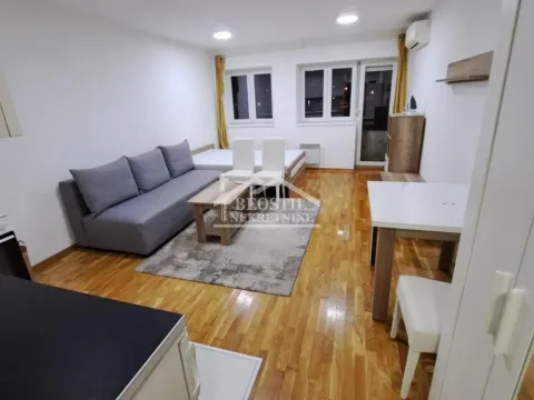 Izdavanje, jednosoban stan, 32m², Zemun Sve Podlokacije, Beograd - image 3