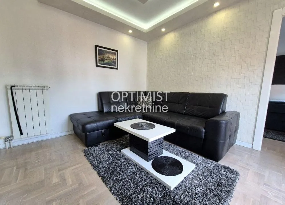 Rent, two bedroom apartment, 35m², Crveni Krst, Beograd