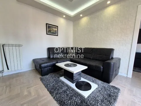 Rent, two bedroom apartment, 35m², Crveni Krst, Beograd - image 2