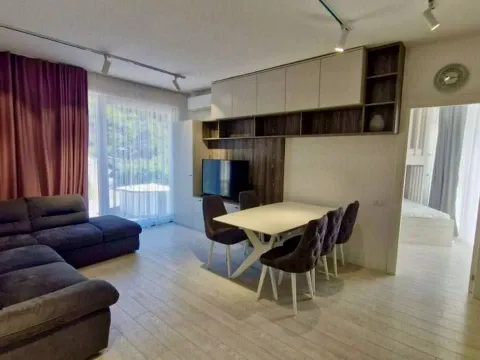Prodaja, dvosoban stan, 55m², Centar, Tivat - image 9