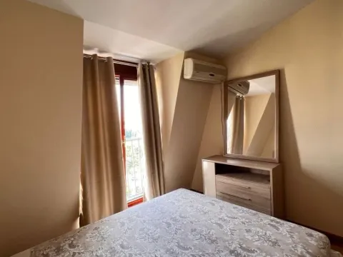 Rent, one bedroom apartment, 53m², Pobrežje, Podgorica - image 14