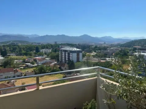 Izdavanje, trosoban stan, 96m², Central Point, Podgorica - image 8