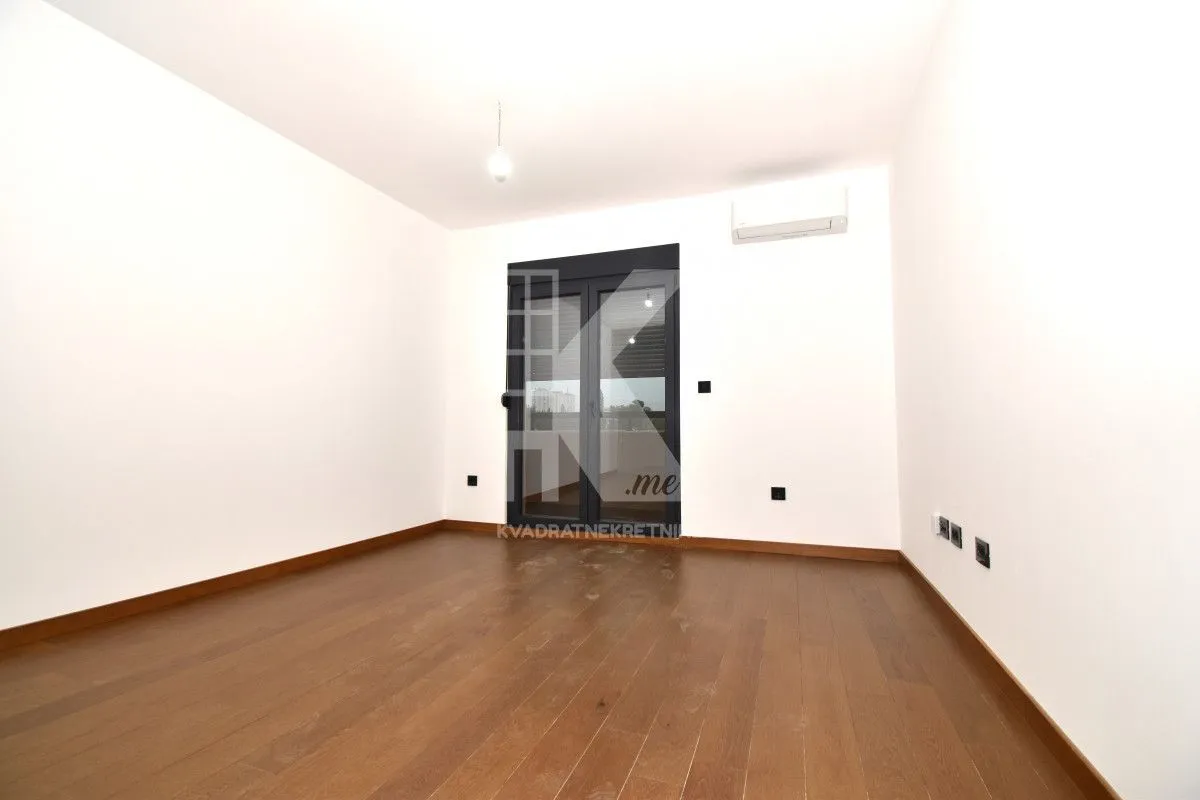 Rent, office space, 49m², Ljubović, Podgorica