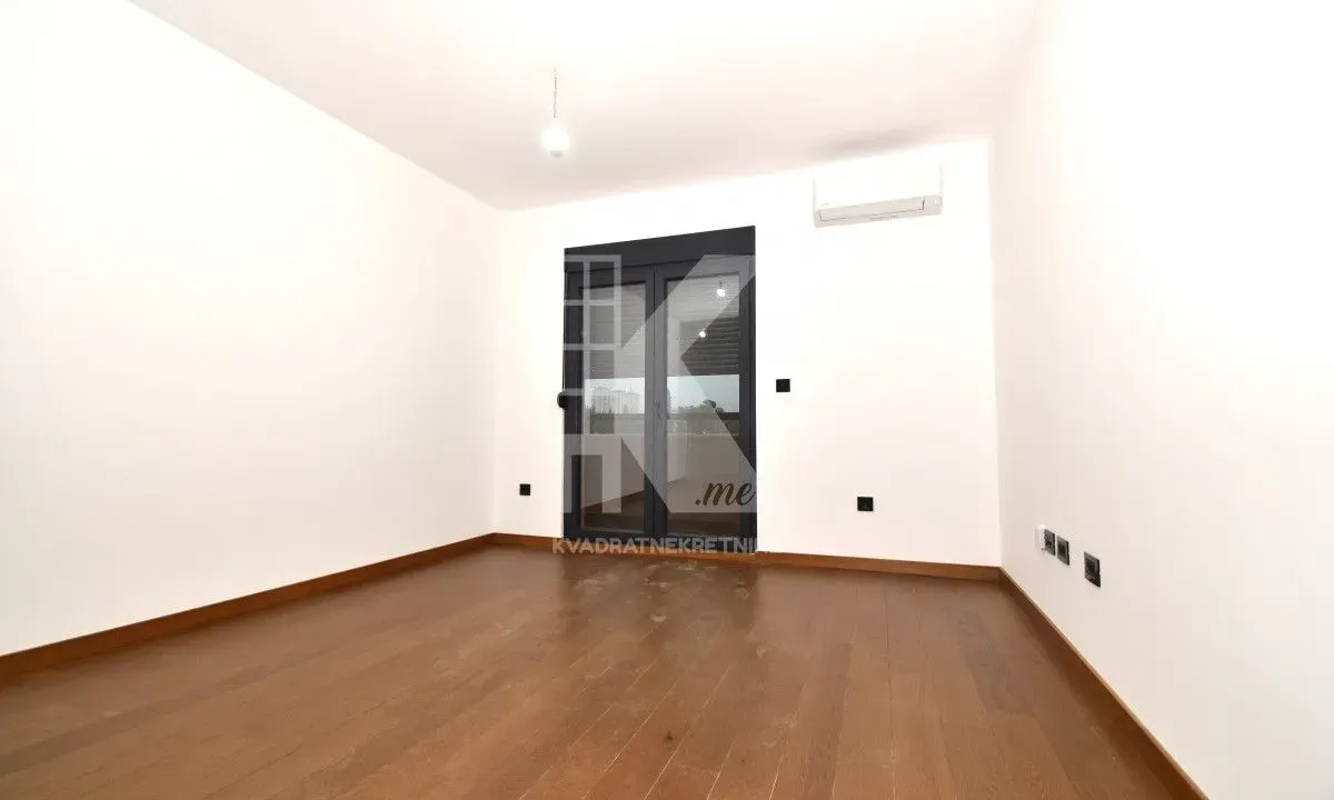 Rent, office space, 49m², Ljubović, Podgorica
