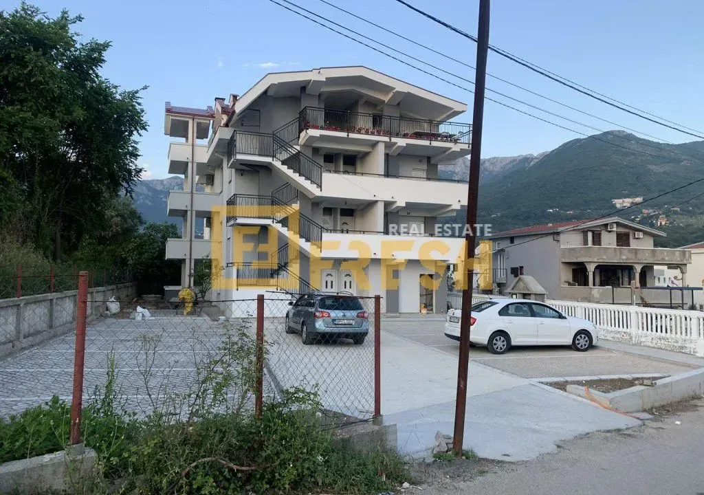 Prodaja, dvosoban stan, 82m², Šušanj, Bar