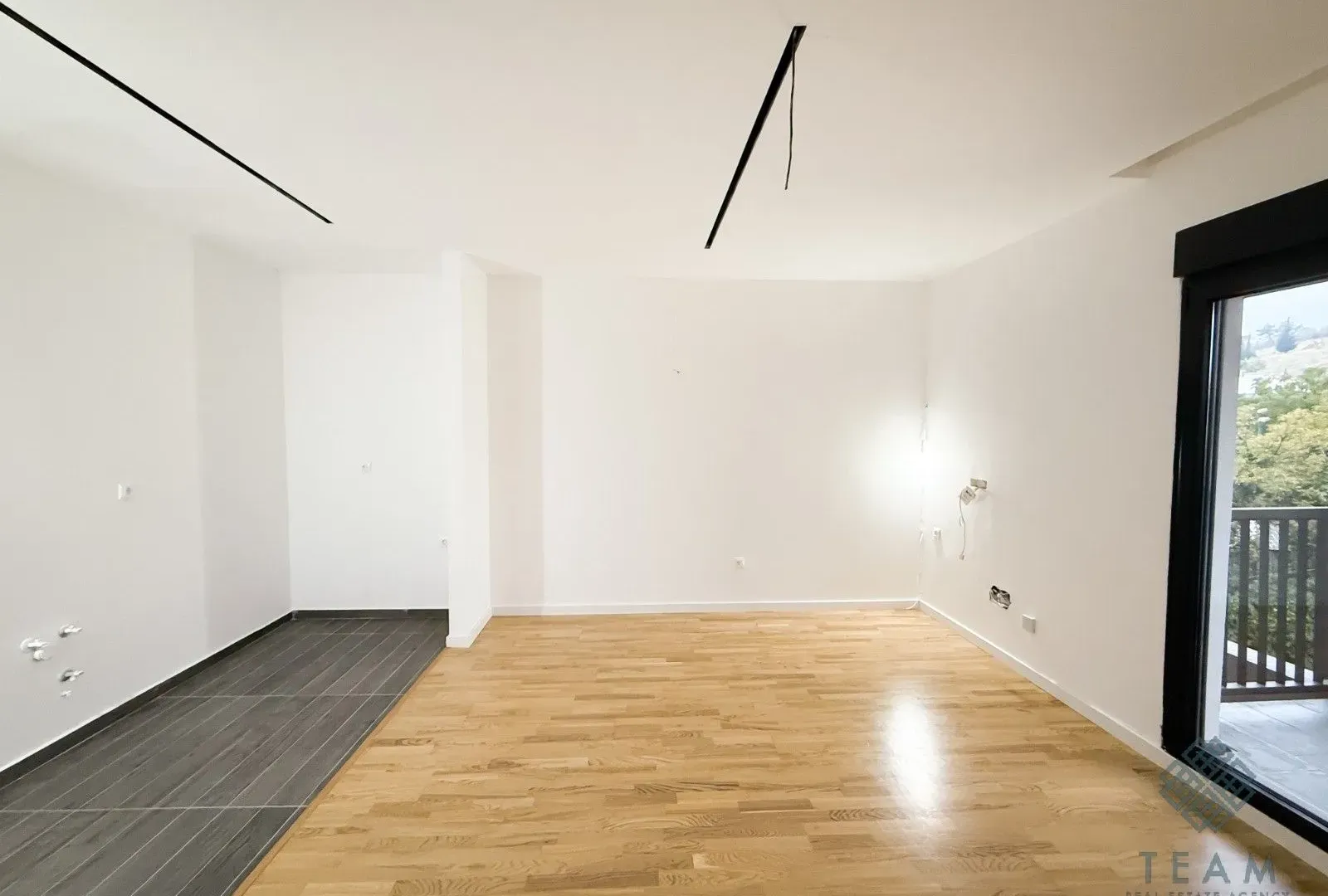Prodaja, trosoban stan, 90m², Zagorič, Podgorica