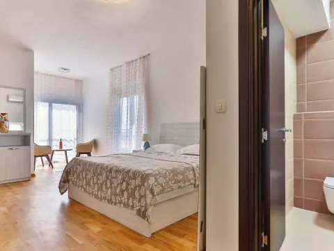 Prodaja, dvosoban stan, 90m², Rafailovići, Budva - image 3