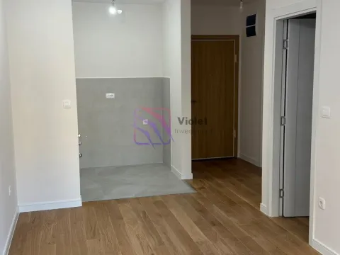 Rent, one bedroom apartment, 40m², Central Point, Podgorica - image 2