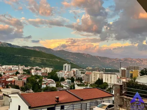 Sale, two bedroom apartment, 150m², Babin Do, Budva - image 5