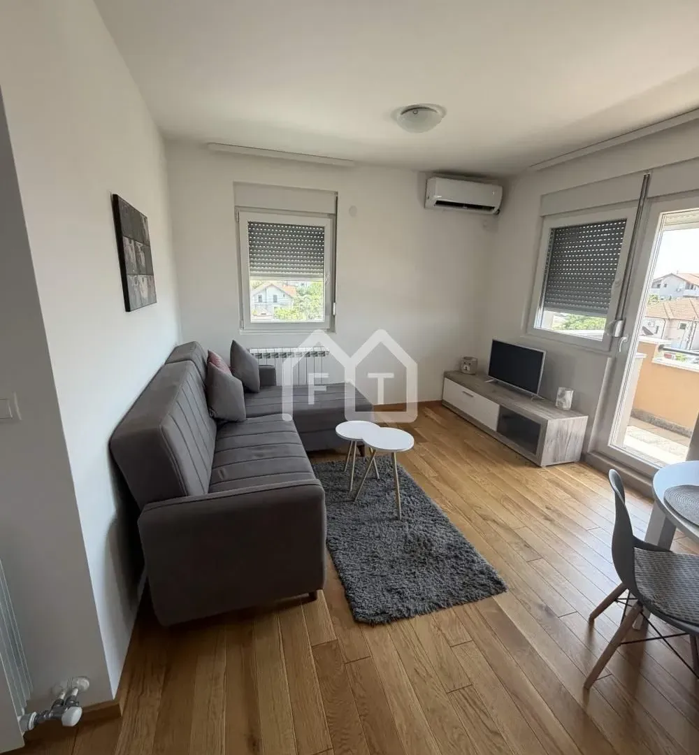 Rent, two bedroom apartment, 38m², Ledine, Beograd